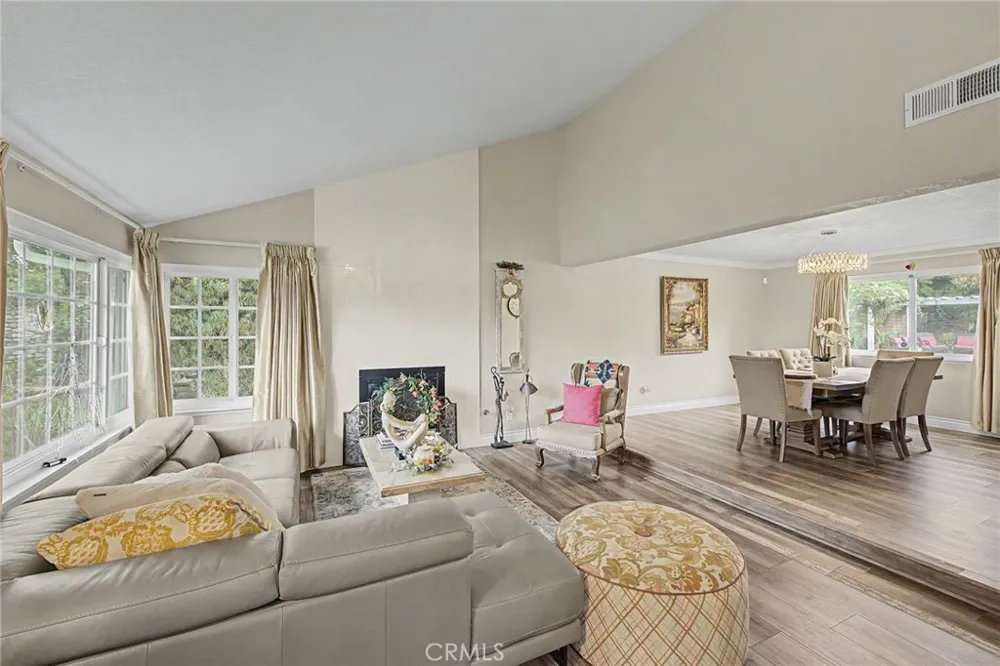 263 REVERE STREET Upland, CA 91784