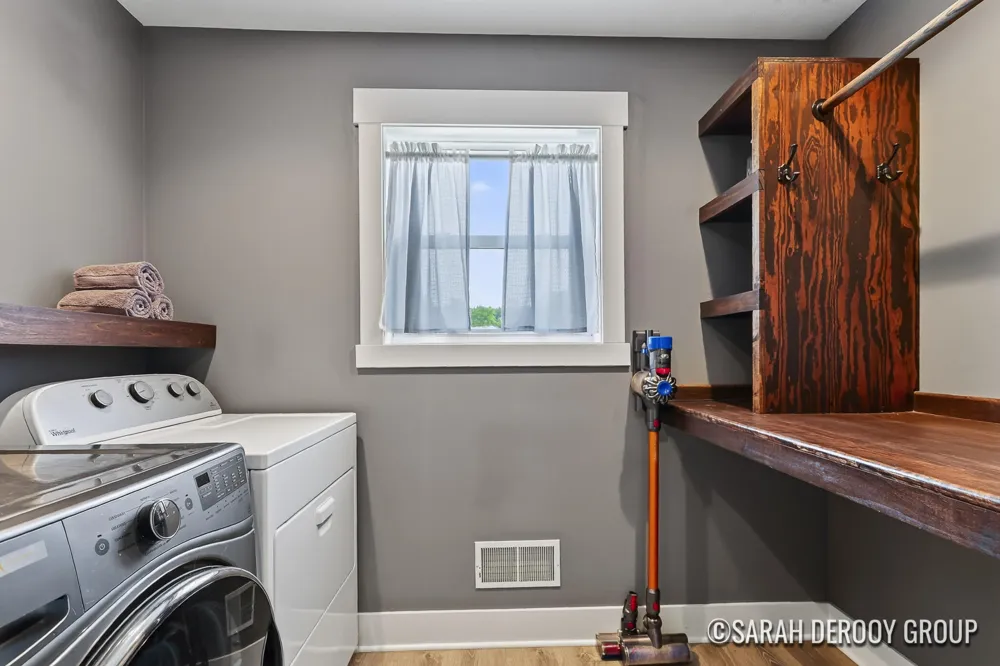 5514 W State Road Middleville, MI 49333
