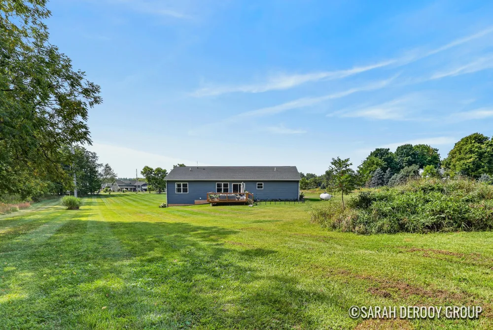 5514 W State Road Middleville, MI 49333