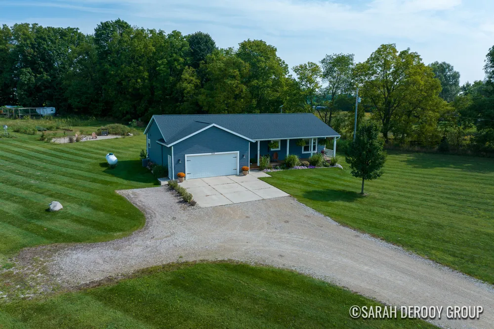 5514 W State Road Middleville, MI 49333