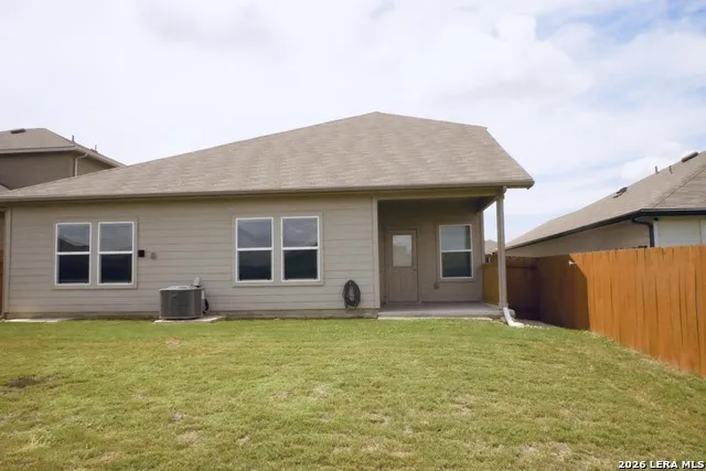 828 BAHIA PL Seguin, TX 78155