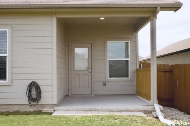828 BAHIA PL Seguin, TX 78155