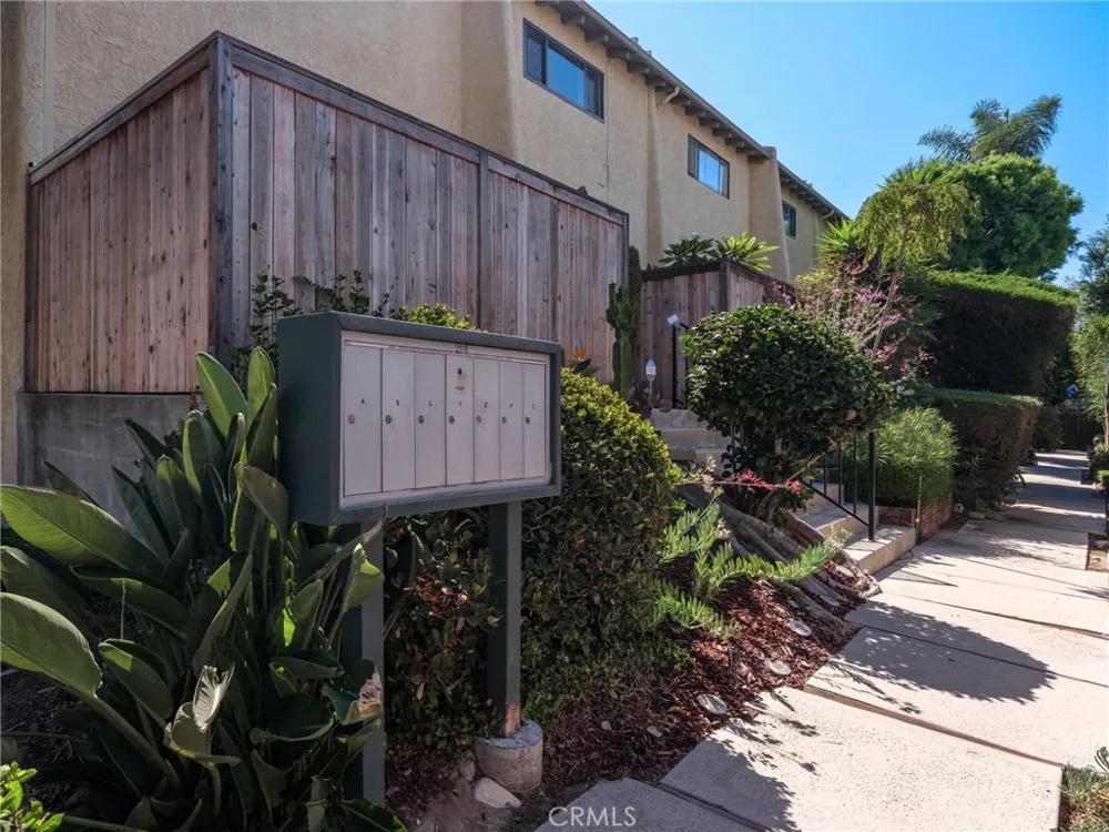 2518 Ruhland Avenue #A Redondo Beach, CA 90278