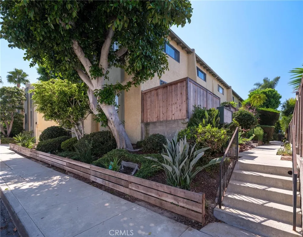 2518 Ruhland Avenue #A Redondo Beach, CA 90278