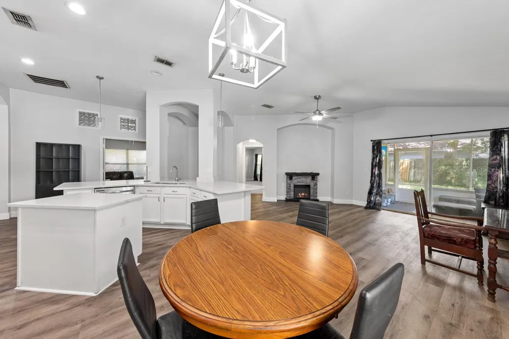 1365 SHOOTINGSTAR LANE St Johns, FL 32259