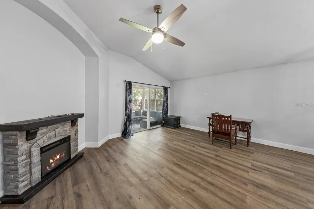 1365 SHOOTINGSTAR LANE St Johns, FL 32259