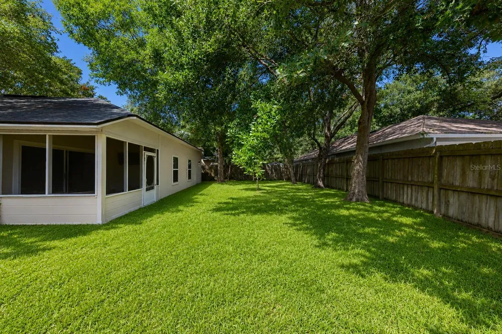 1365 SHOOTINGSTAR LANE St Johns, FL 32259