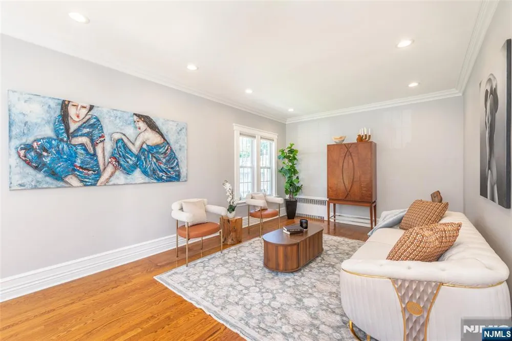 35 Benson Street Bloomfield, NJ 07003
