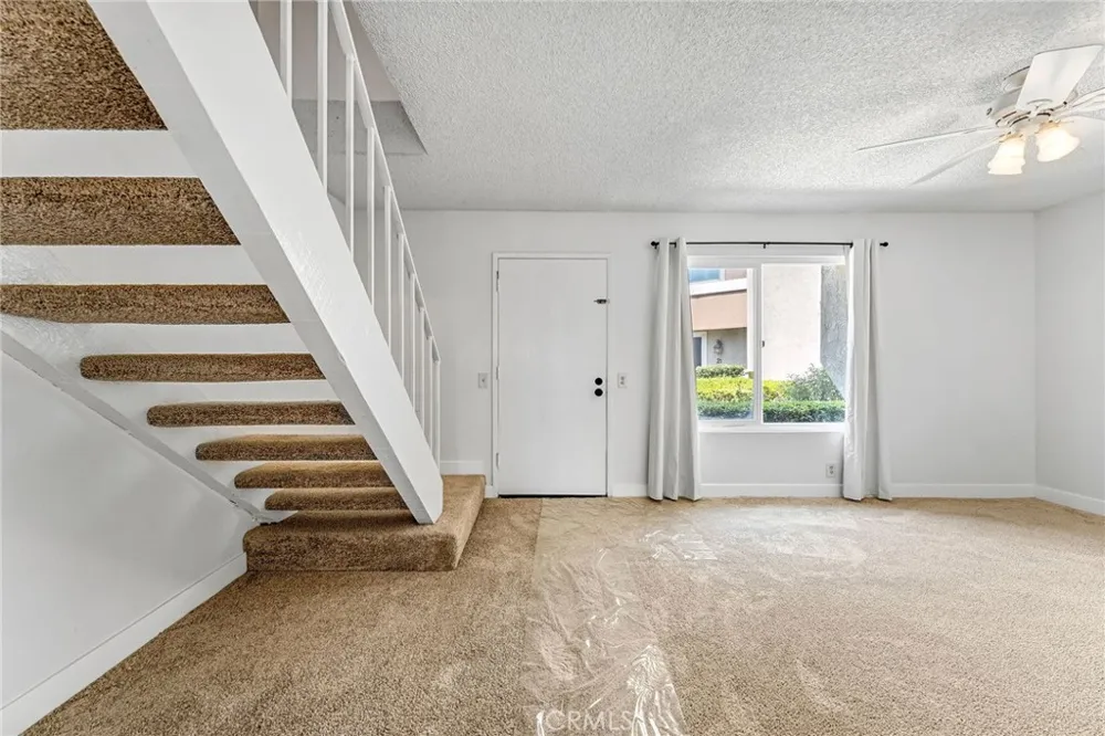 15 Brookfield Irvine, CA 92604