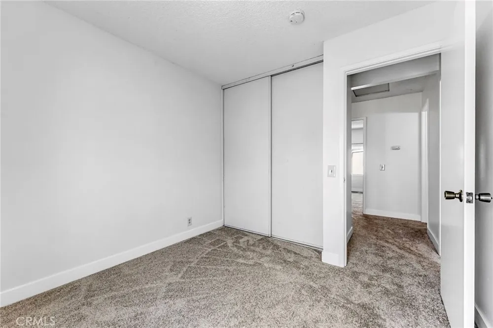 15 Brookfield Irvine, CA 92604