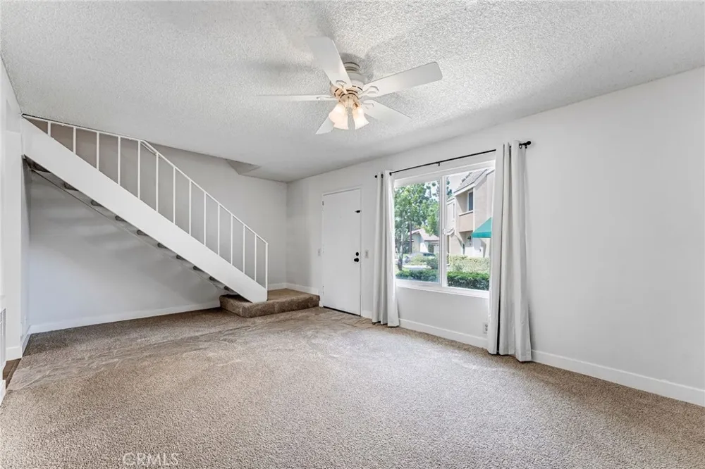 15 Brookfield Irvine, CA 92604