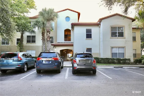 827 CAMARGO WAY #207