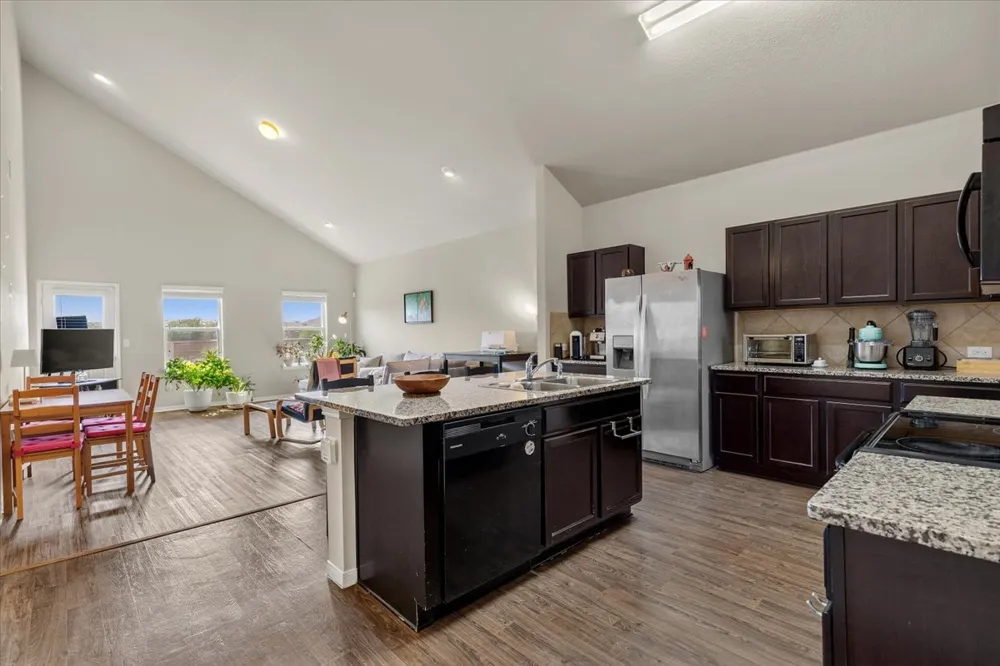 11913 Riparian Road Manor, TX 78653