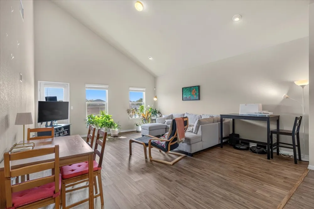 11913 Riparian Road Manor, TX 78653