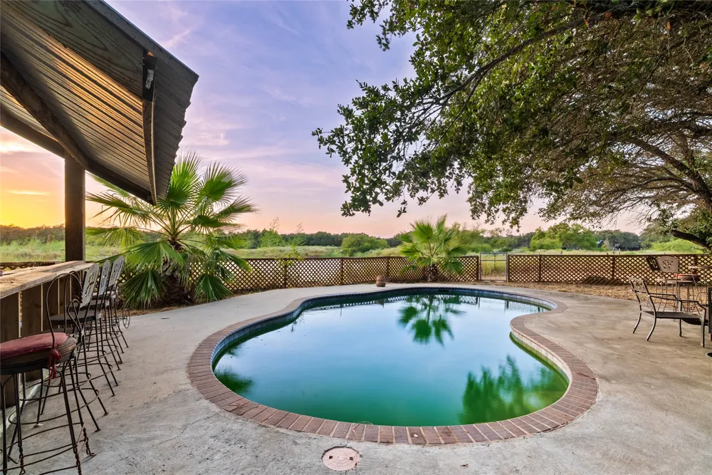 2301 Lone Star Road Rockport, TX 78382