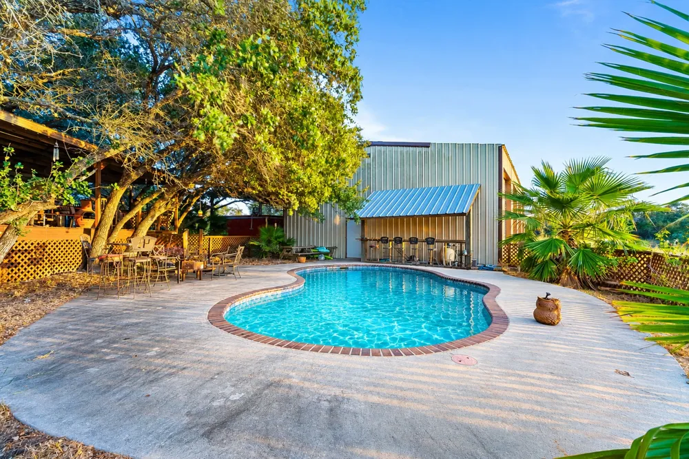 2301 Lone Star Road Rockport, TX 78382