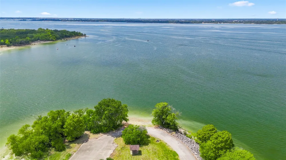 13887 County Road 548 Nevada, TX 75173
