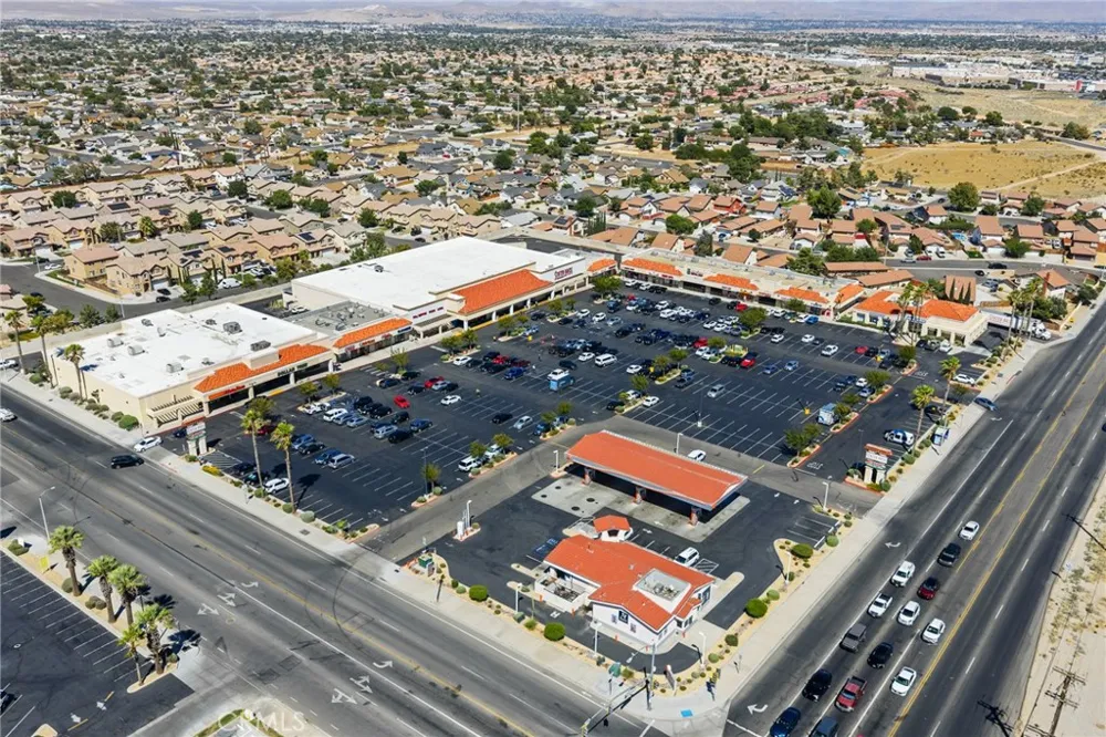 12175 Cobblestone Drive Victorville, CA 92392