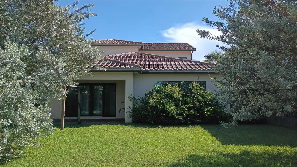 1280 SW 113th Way Pembroke Pines, FL 33025