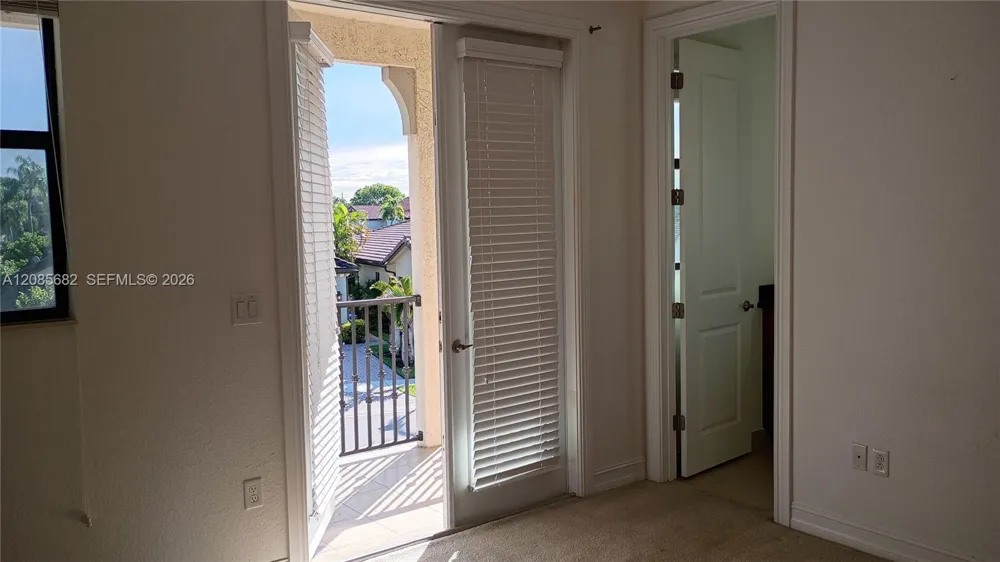1280 SW 113th Way Pembroke Pines, FL 33025