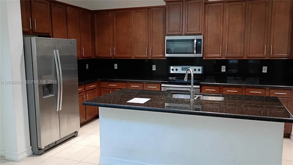 1280 SW 113th Way Pembroke Pines, FL 33025