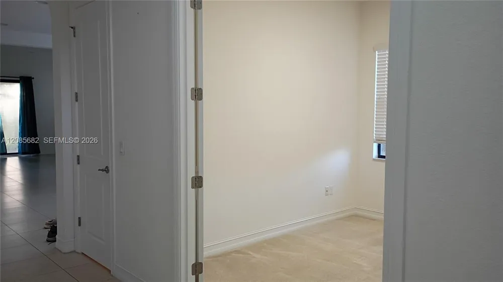 1280 SW 113th Way Pembroke Pines, FL 33025