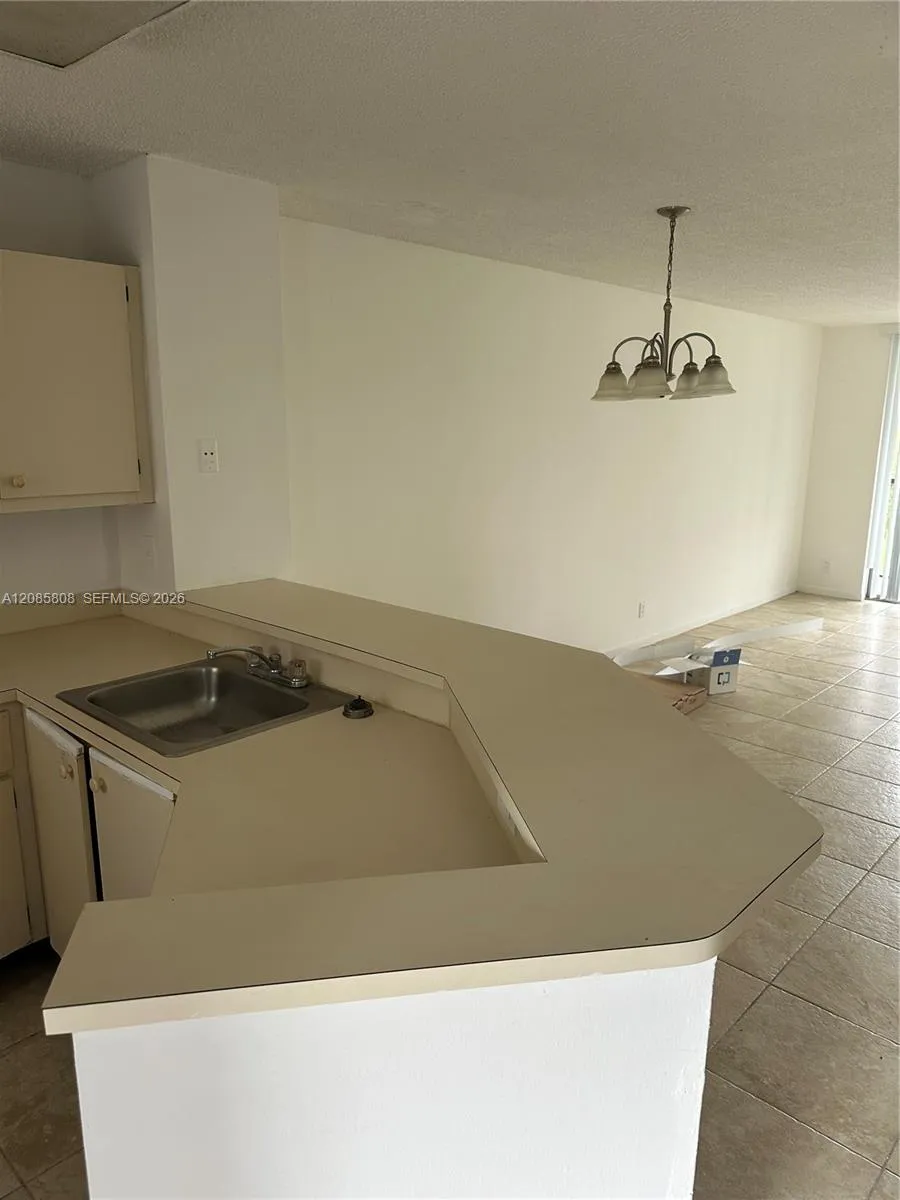 8730 Sherman Cir #308 Miramar, FL 33025