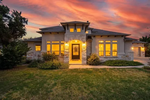 19112 Leisure Lane