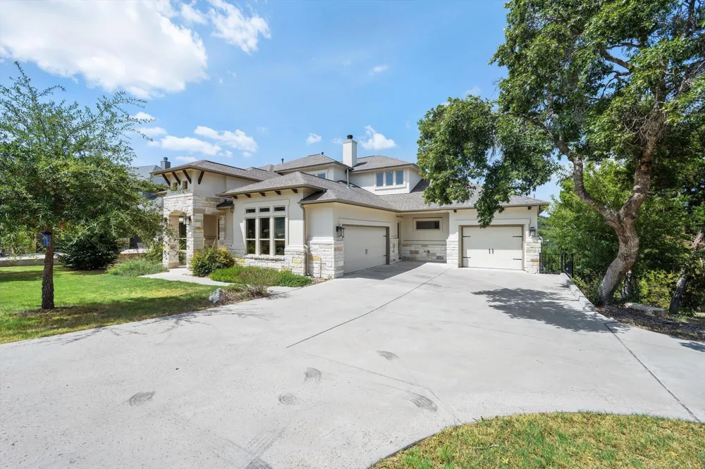 19112 Leisure Lane Jonestown, TX 78645