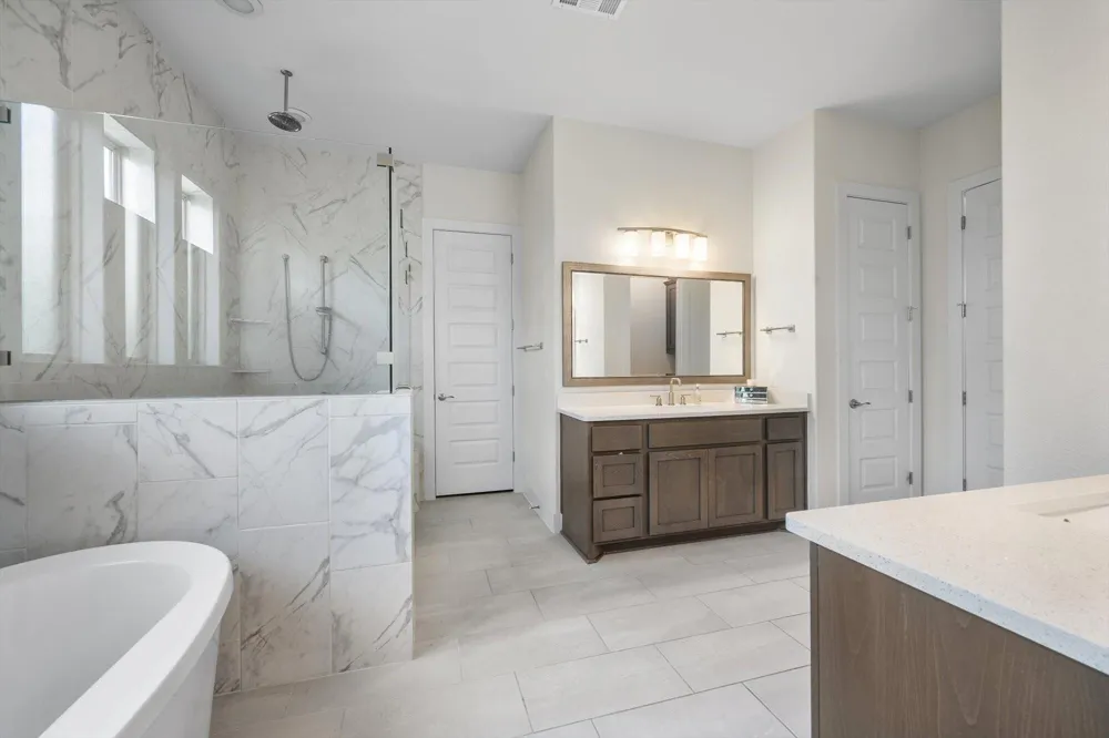 19112 Leisure Lane Jonestown, TX 78645