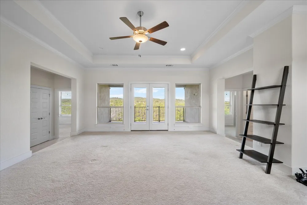 19112 Leisure Lane Jonestown, TX 78645