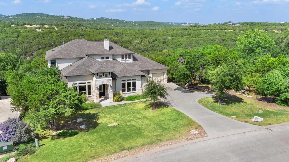 19112 Leisure Lane Jonestown, TX 78645