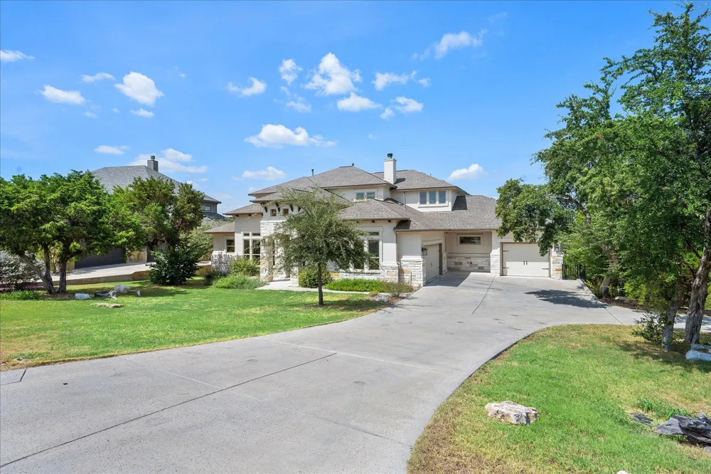 19112 Leisure Lane Jonestown, TX 78645