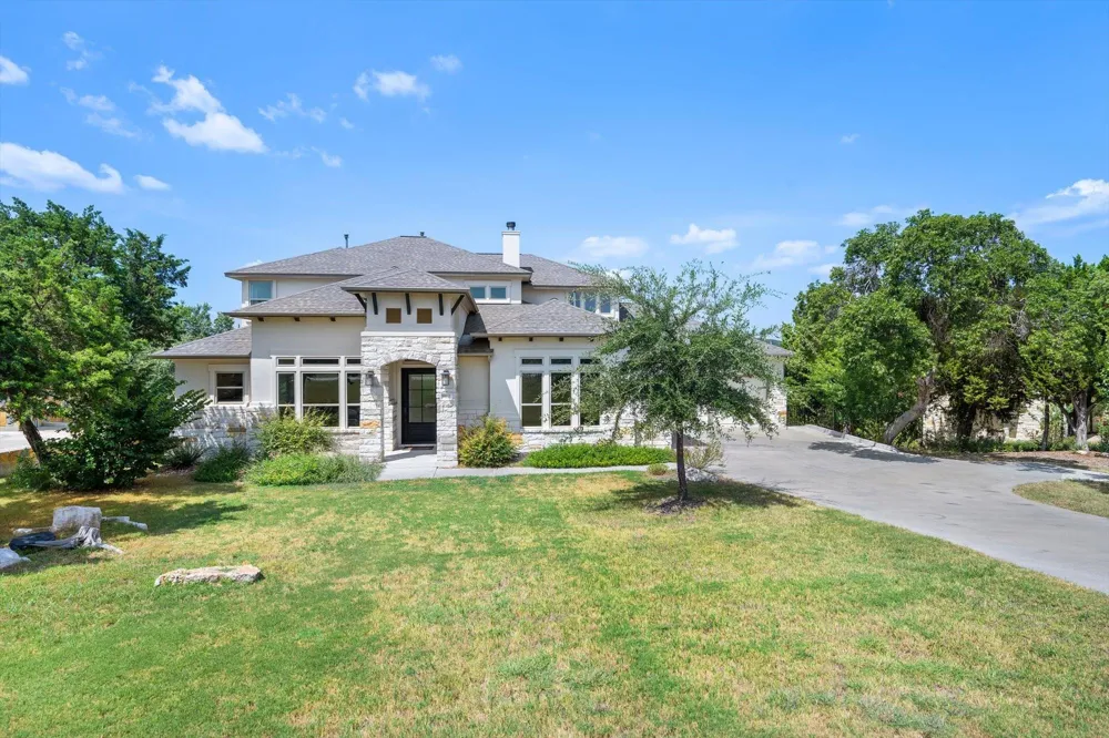 19112 Leisure Lane Jonestown, TX 78645