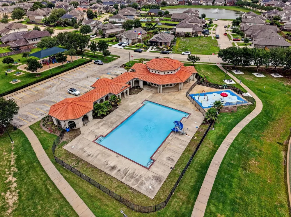 34 San Simeon Drive Manvel, TX 77578