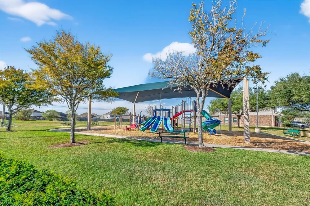 34 San Simeon Drive Manvel, TX 77578