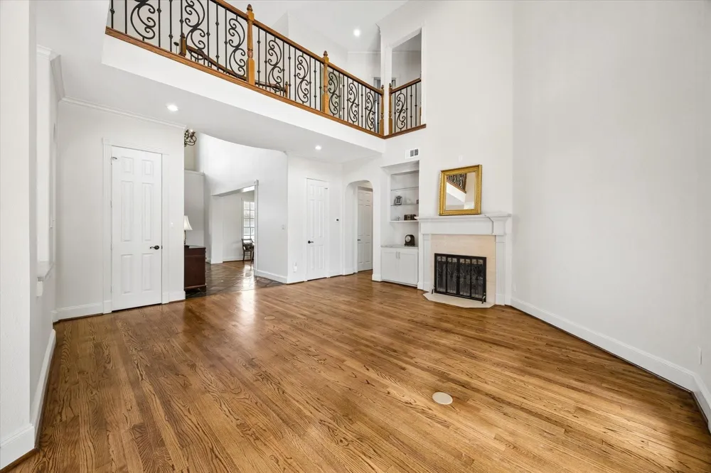 11705 Joan Of Arc Drive Hedwig Village, TX 77024