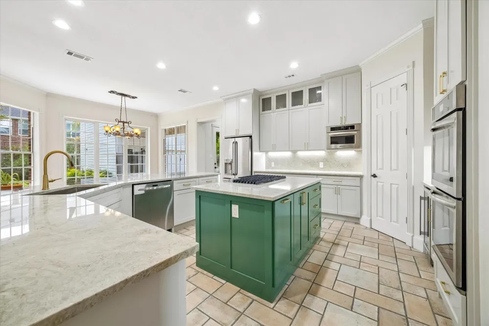 11705 Joan Of Arc Drive Hedwig Village, TX 77024