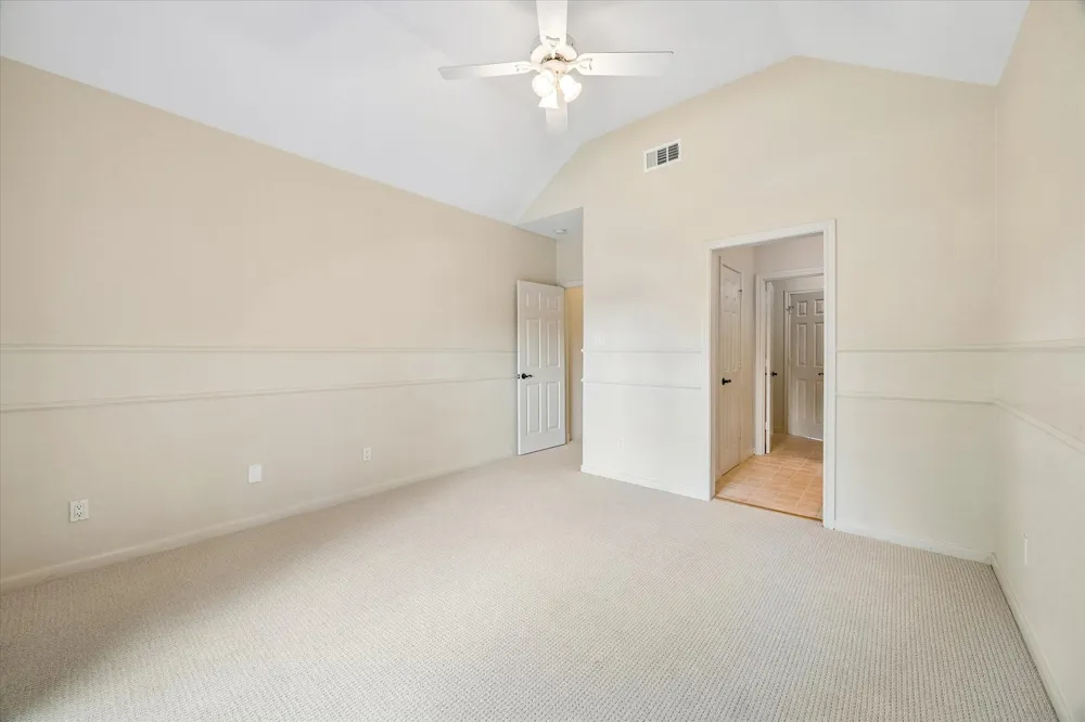11705 Joan Of Arc Drive Hedwig Village, TX 77024