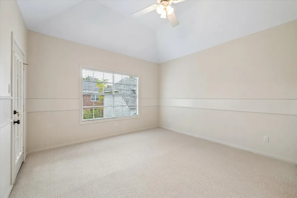 11705 Joan Of Arc Drive Hedwig Village, TX 77024