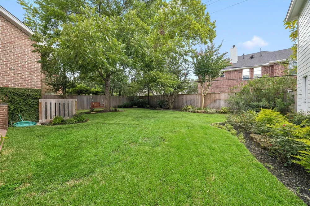11705 Joan Of Arc Drive Hedwig Village, TX 77024