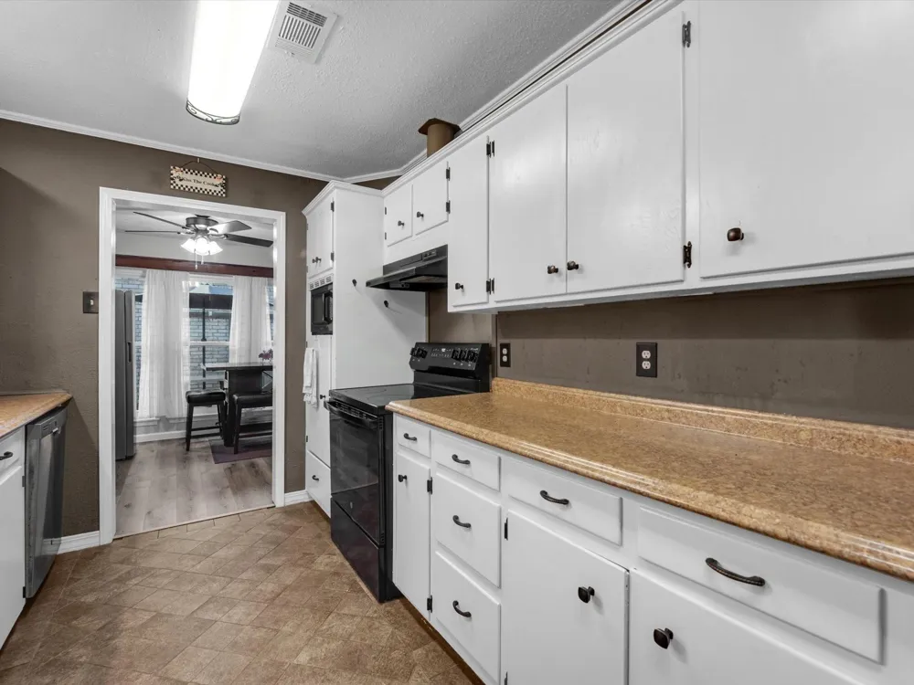 15714 Rill Lane Houston, TX 77062