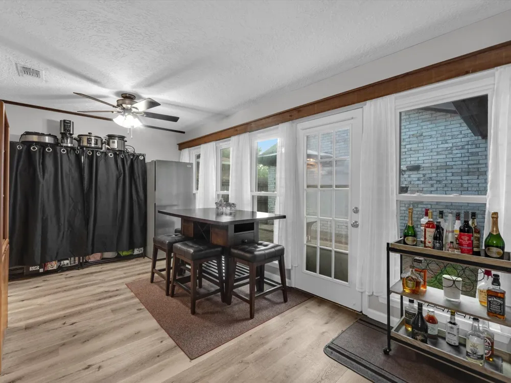 15714 Rill Lane Houston, TX 77062