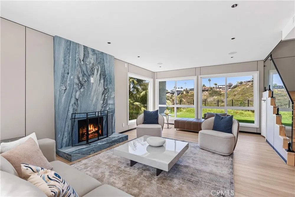 525 E Avenida San Juan San Clemente, CA 92672