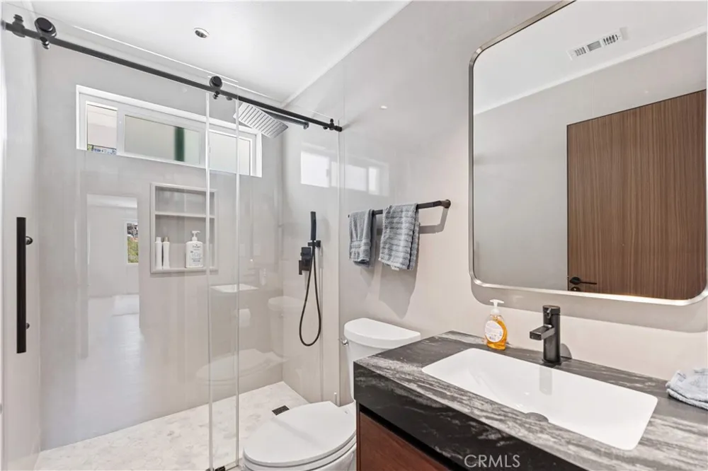 525 E Avenida San Juan San Clemente, CA 92672