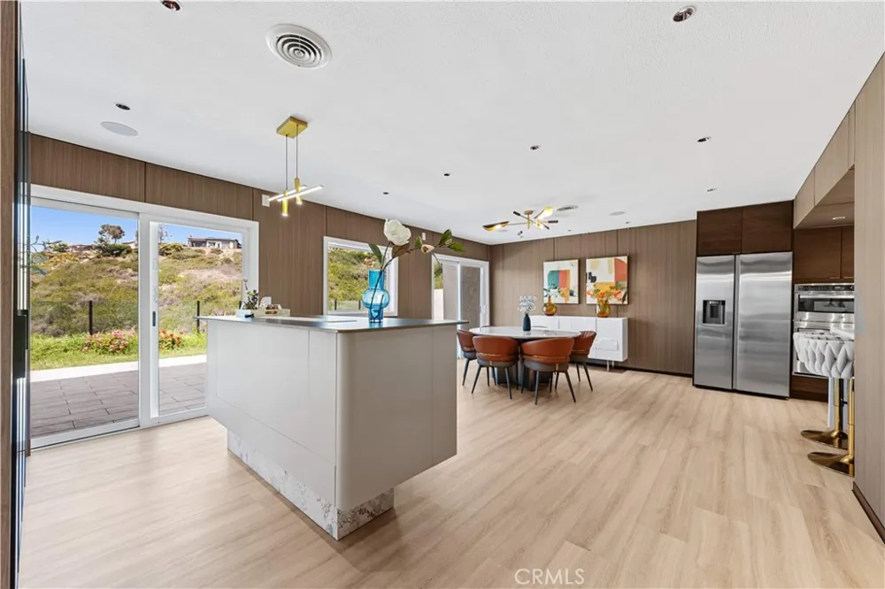 525 E Avenida San Juan San Clemente, CA 92672