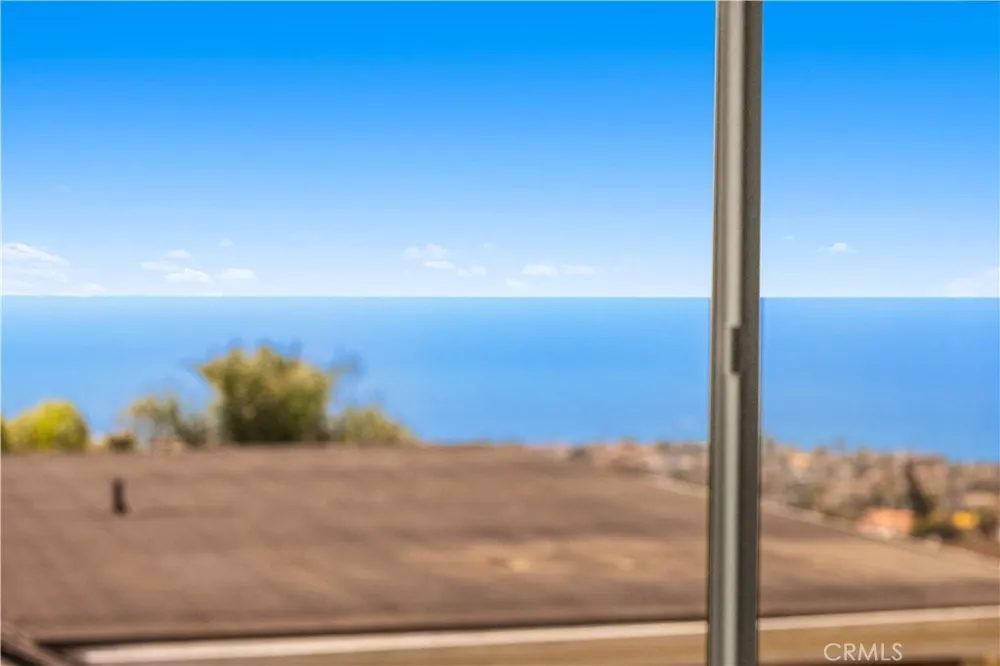 525 E Avenida San Juan San Clemente, CA 92672