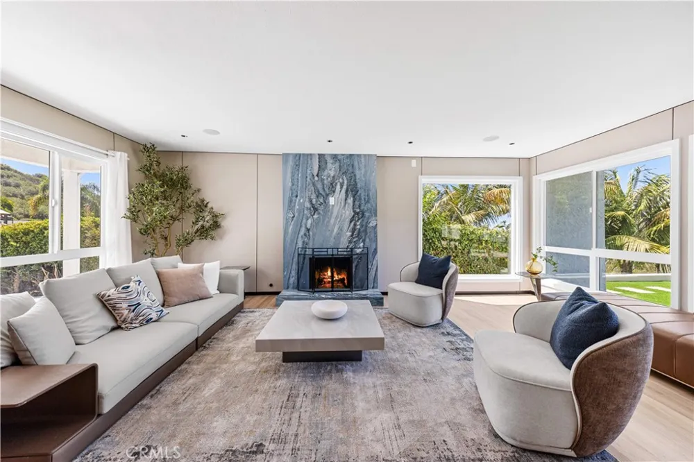 525 E Avenida San Juan San Clemente, CA 92672