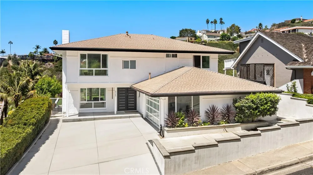 525 E Avenida San Juan San Clemente, CA 92672