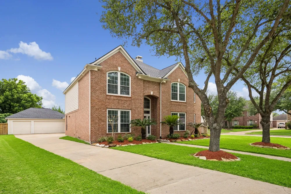 5002 Hearth Hollow Lane Sugar Land, TX 77479